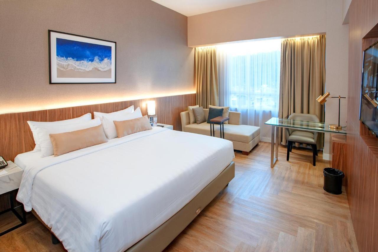 The Zhm Premiere Padang Hotel Exterior photo